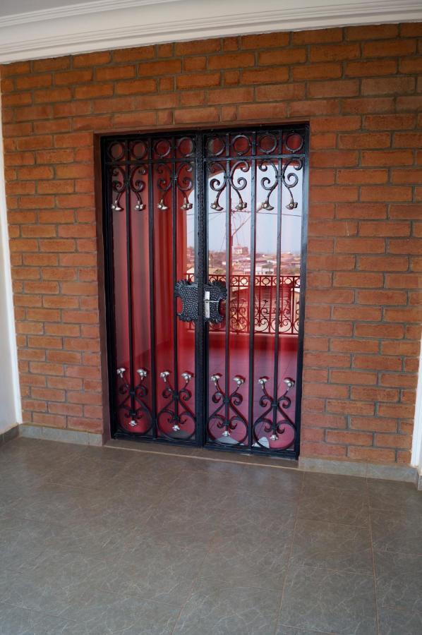 RESIDENCE VICYMA BAFOUSSAM 2Pièces TOUT CONFORT Extérieur photo